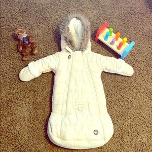 Excellent condition winter outfit for babies.